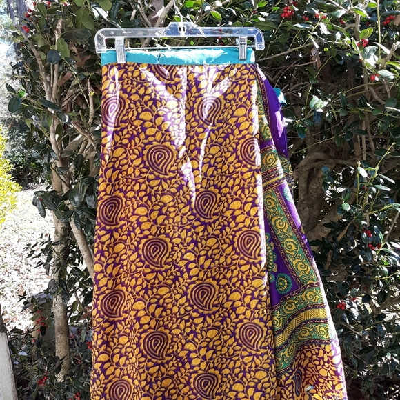 REVERSIBLE LAYERED SILK SCARF WRAP SKIRT, OS - Picture 2 of 7